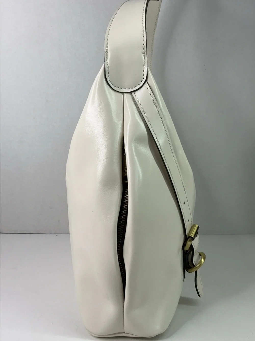 Patricia Nash Elia Hobo